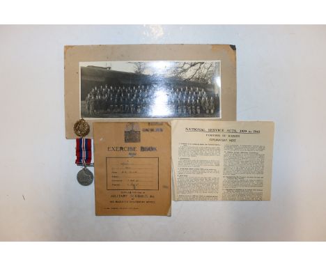 ATS WWII Womens documents, photo, medal etc to W/335 600 Pvt. D. M. Collins 
