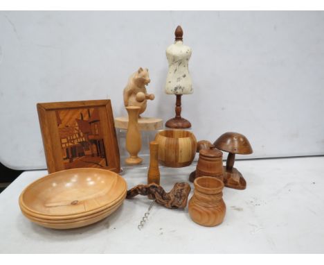 Selection of various woodenware figurines, bowls etc.