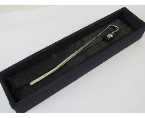 925 Silver Hallmarked Bookmark/page turner. Comes with presentation box. 