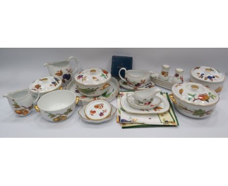 22 pieces of Royal Worcester Evesham pattern dinnerware.