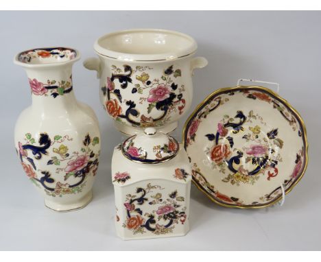 Good Selection of Masons Ironstone in the Mandalay pattern to include a large vase, footed bowl, Planter plus a lidded caddy.