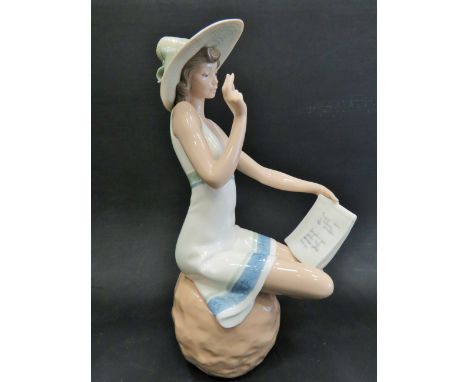 Large Nao Figurine by Lladro 'Penfrend' 1229  issued 1996 by Joan Coderch.  Measures 12 inches tall.  (pen missing from right