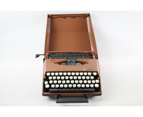 Vintage Smith Corona GHIA Designed Harmony Typewriter in Original Case Sold as Decorative / Ornamental Item is in Vintage con
