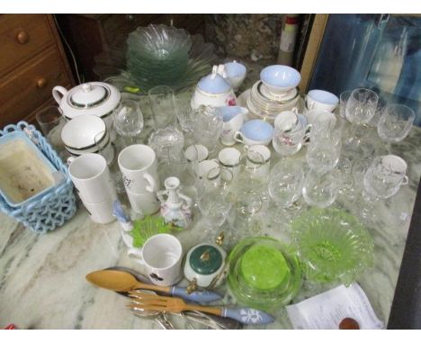 A mixed lot to include a Royal Albert Charmaine tea service, Worcester Medici tea service, cut glassware, cutlery and other i