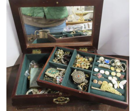 A collection of costume jewellery, to include brooches, button, scent bottle, scarf clip etc, in a wooden jewellery box