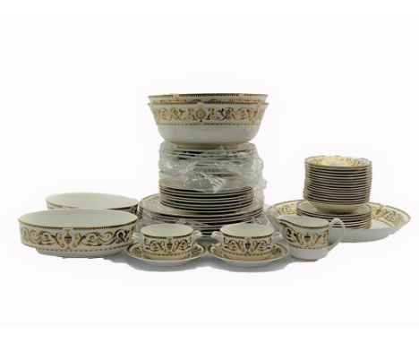 Royal Worcester ' Windsor' pattern dinner service comprising eight dinner plates, eight dessert plates, eight soup plates, ei