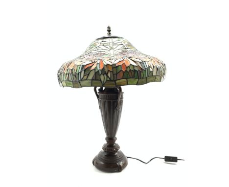 Ceramic vase column table lamp with Tiffany style shade H60cm Condition Report & Further Details Click here for further image