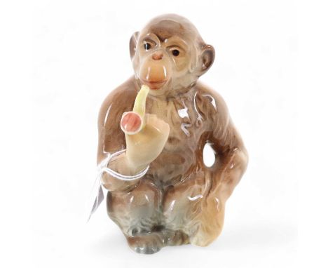 BESWICK, CHIMPANZEE FIGURE, number 104912cm high