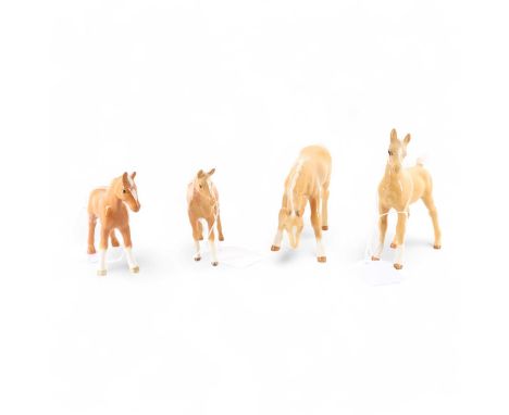 BESWICK, EIGHT FOAL FIGURES, comprising 1816 x 4, 997 x 2, 946 and 1407the largest 11cm highQty: 8