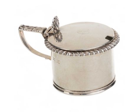 VICTORIAN SILVER MUSTARD POT, of circular form, the hinged lid over a gadrooned border10.5cm wideQty: the silver 43g