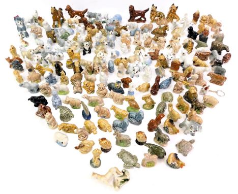 A group of Wade Whimsies, to include dogs, turtles, polar bear, etc. (2 trays) 