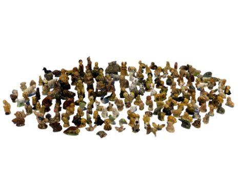 A group of Wade Whimsies, to include cats, dogs, rabbits, birds, polar bear, part Lady and the Tramp set, etc. (2 trays)