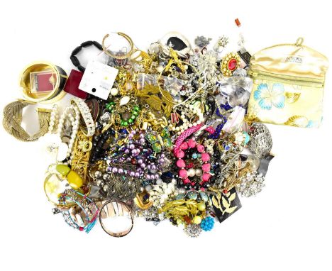 A large collection of vintage and modern costume jewellery.