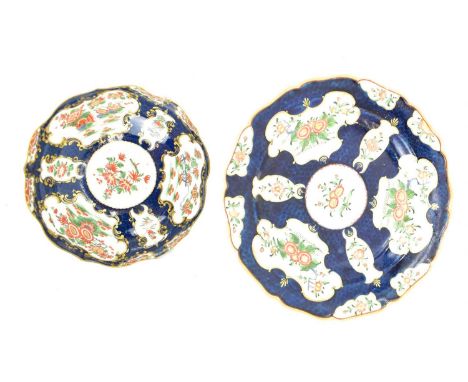 WORCESTER; two items of 18th century porcelain, both in the blue scale leaf pattern, both with the Worcester pseudo fret squa