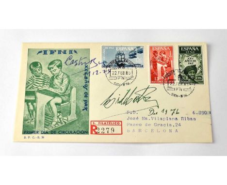 FIDEL CASTRO; a first day cover signed by the former leader and his brother Raúl Castro.Condition Report: - We have not authe