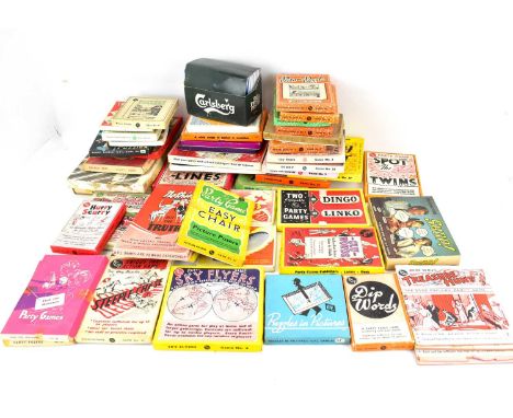 Approximately fifty playing card themed games, parlour games and puzzles (approx. 50).