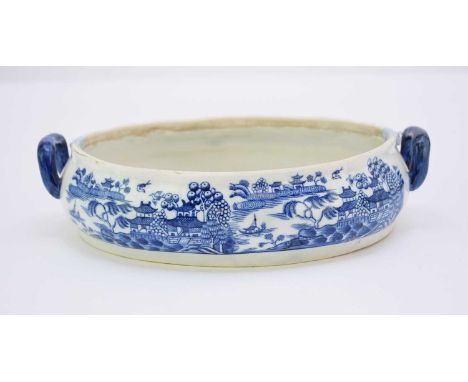 A rare Caughley 'Willow Nankin' oval tureencirca 1780-90of twin-handled form, lacking cover, transfer-printed in underglaze b