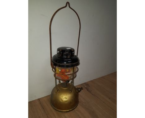 TILLEY LAMP WITH INTACT GLASS INCLUDING PACK OF MANTLES