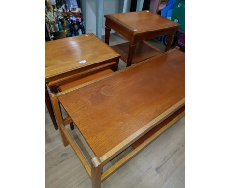 3 ITEMS INC A COFFEE TABLE NEST OF 3 TABLES AND A LAMP TABLE