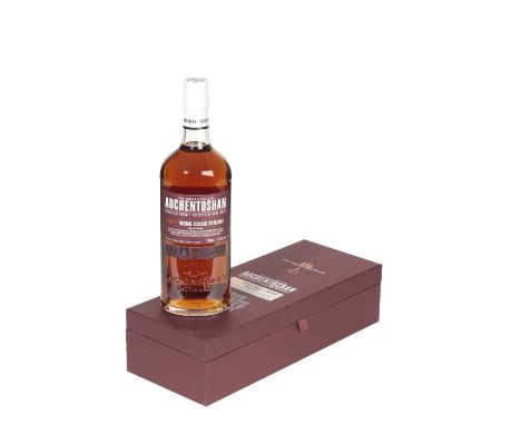 AUCHENTOSHAN SINGLE MALT SCOTCH WHISKY, AGED 25 YEARS, 1988 wine cask finish, initially matured for 8 years in North American