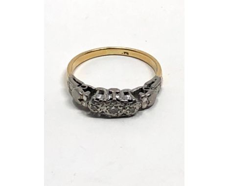 18ct gold vintage diamond  ring (2.7g) 