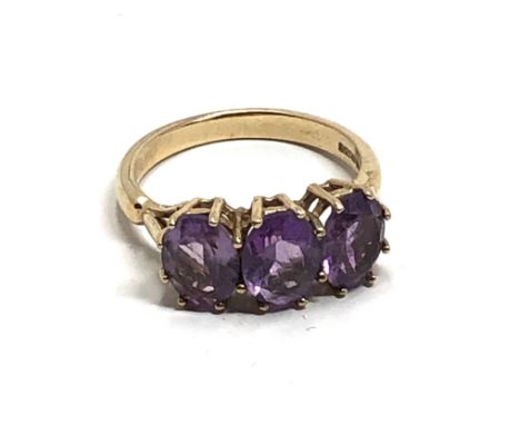 9ct gold vintage amethyst  dress ring (3.5g) 