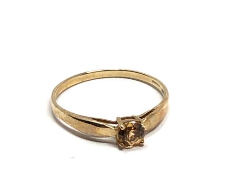 9ct gold zircon ring 1.8g 