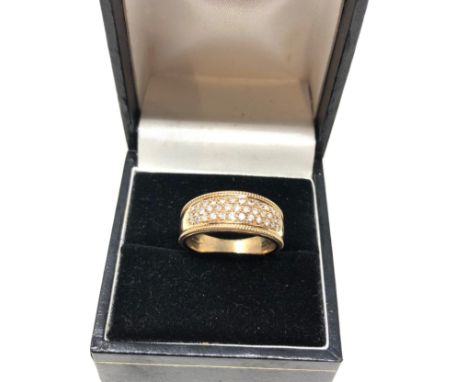 9ct gold diamond band ring weight 4.7g 