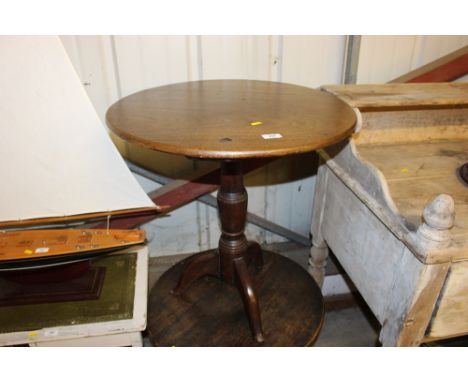 A 19th Century mahogany tripod table 