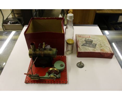 A Mamod SE2 stationery steam engine 