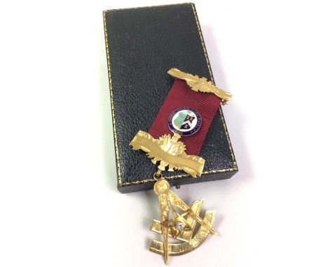 EIGHTEEN CARAT GOLD AND DIAMOND MASONIC JEWEL, BROTHER JOHN GAILEY, R.W.M. 1937-1938 inscribed upper 18 carat bar over a clar