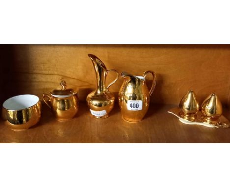 2 PIECES OF ROYAL WORCESTER LUSTRE WARE &amp; 2 PIECES OF ROYAL WINTON LUSTRE