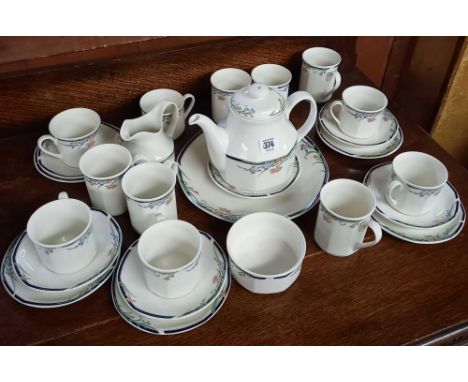 MODERN ROYAL DOULTON JUNO COFFEE / TEA SERVICE