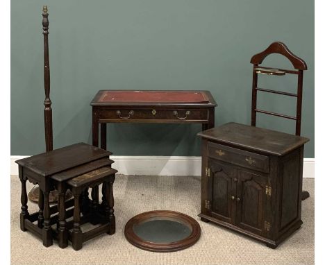 SIX ITEMS OF VARIOUS FURNITURE / FURNISHINGS including reproduction desk with red leather tool top and single drawer, 77 (h) 