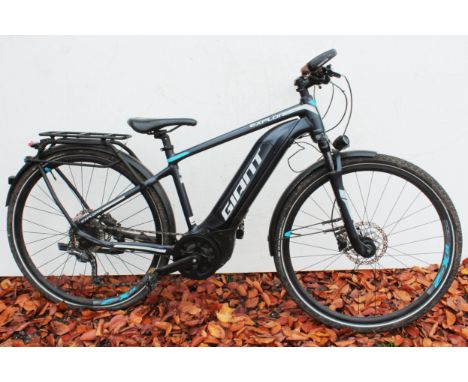 A Giant Explore lady's E-Bike / electric bike - c.2019, size S (17in frame), Hybrid Cycling Technology, with Energypak 500 in