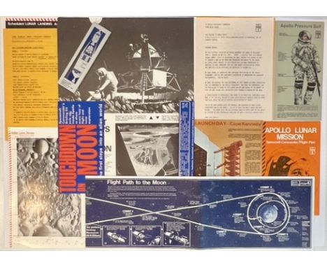 Space exploration interest: a 1969 Apollo Moon Landings 'Touchdown on the Moon' Gemini Datakit 1 - 'Commander's Briefing Kit 