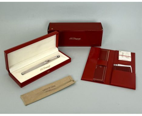 S. J. Dupont of Paris: a&nbsp;silver plated 'Olympio' fountain pen - ref. 481101M, the extra large case with barley grain eng