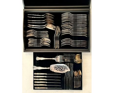 A matched suite of silver plated Kings Pattern flatware - various makers including Elkington &amp; Co., Mappin &amp; Webb, Be