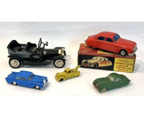 A small group of 1950s-60s diecast and plastic toy cars - including a Prameta clockwork diecast Jaguar XK120 Coupe in green w