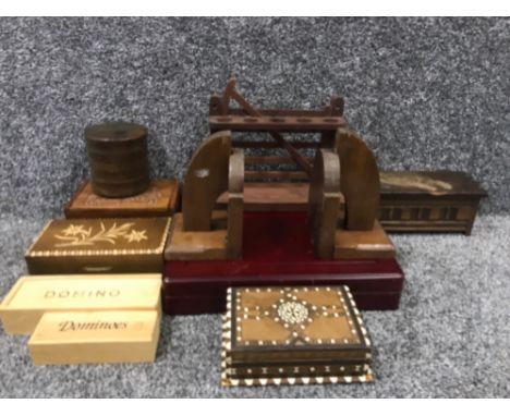 Tray of carved inlaid boxes and gate pipe rack bookends and 2 boxes of dominoes