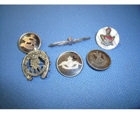 Selection of WWI period regiments sweetheart brooches including two tortoiseshell including Royal Flying Corps and Leicester 