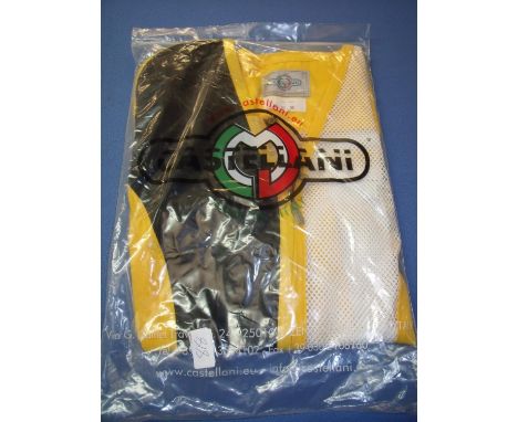 Brand new ex-shop stock Castellani UK size 50 right handed shooting vest 