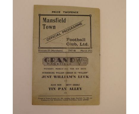 1 x Mansfield Town 1947-48 Division 3 (Northern) Season football programme, Vs Lincoln City Mar 27 1948, has feint vertical f