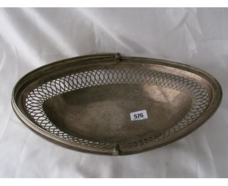 GEORGIAN HEAVY BOAT SHAPED BREAD  basket with crested centre and reeded rim 14” wide  Lon 1802 by JE? 925G      
