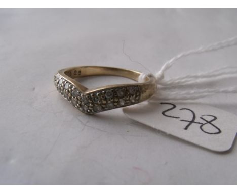9ct diamond wishbone ring  approx size 'K'       