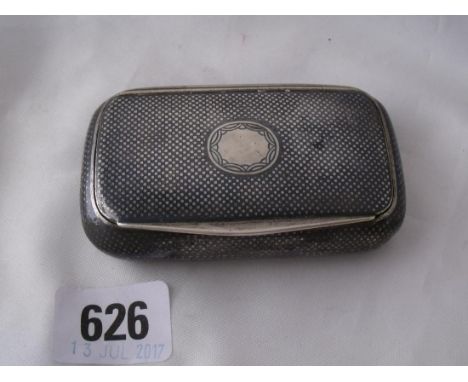 19thc continental cushion shaped Niello  decorated snuff box 3.5” wide 90g     