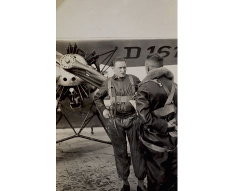 Luftfahrt - - Photoalbum eines Pressephotographen. Mit 162 OPhotographien. Deutschland 1930/31. Silbergelatine Abzüge. Format