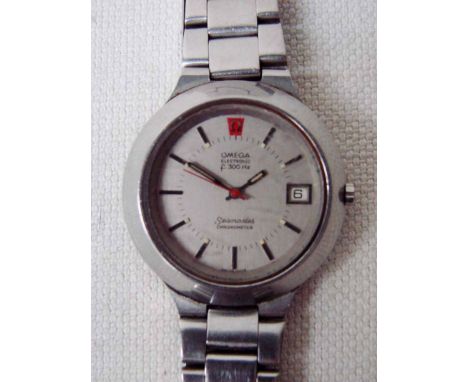A vintage gentlemans Omega Seamaster Electronic Chronometer F300 Hz, stainless steel with conforming bracelet, silvered dial 