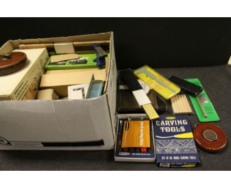 Collection of Mixed Tools including Boxed Marples Carving Tools, Boxed Burgess Airless Sprayer, Mini Record Anvil, Tape Measu