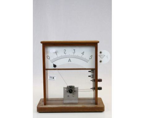 Vintage Wooden cased electronic Meter with glazed panels by "White Elec. Inst. Co. Ltd", approx 32.5 x 15cm across the base a